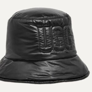 UGG QUILTED PUFFER BUCKET HAT BLACK L/XL New Without Tags Black UGG Black Quilted Puffer Bucket Hat With Black Shearling  main image 4